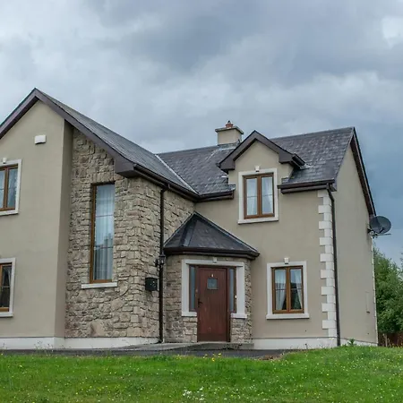 No 4 Cnoc Na Si Dublin Road Holiday home *